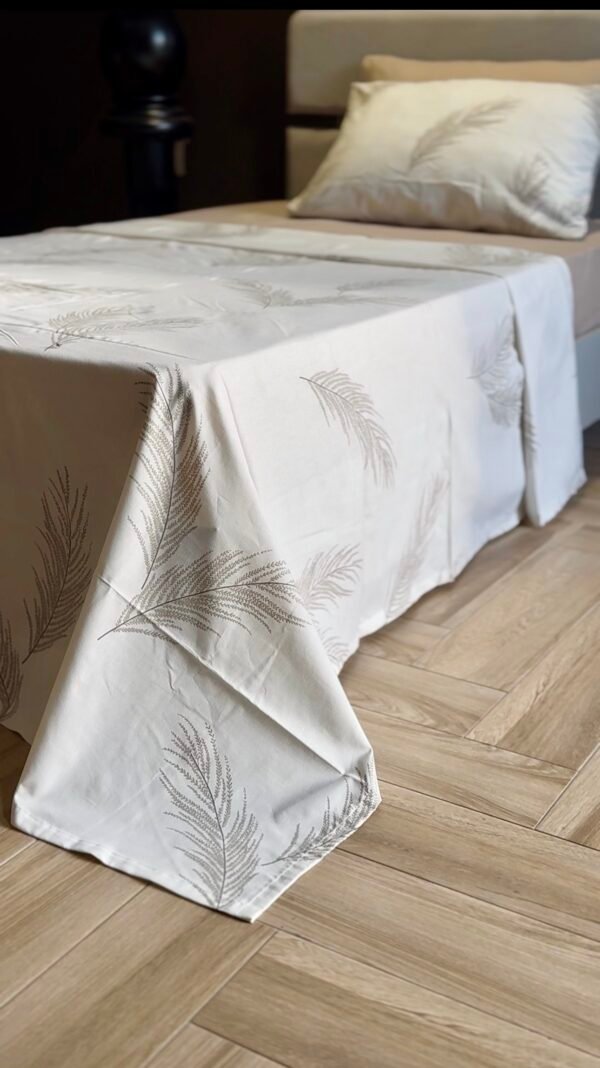 Parure de Lit Une Place et Demi – 4 Pièces