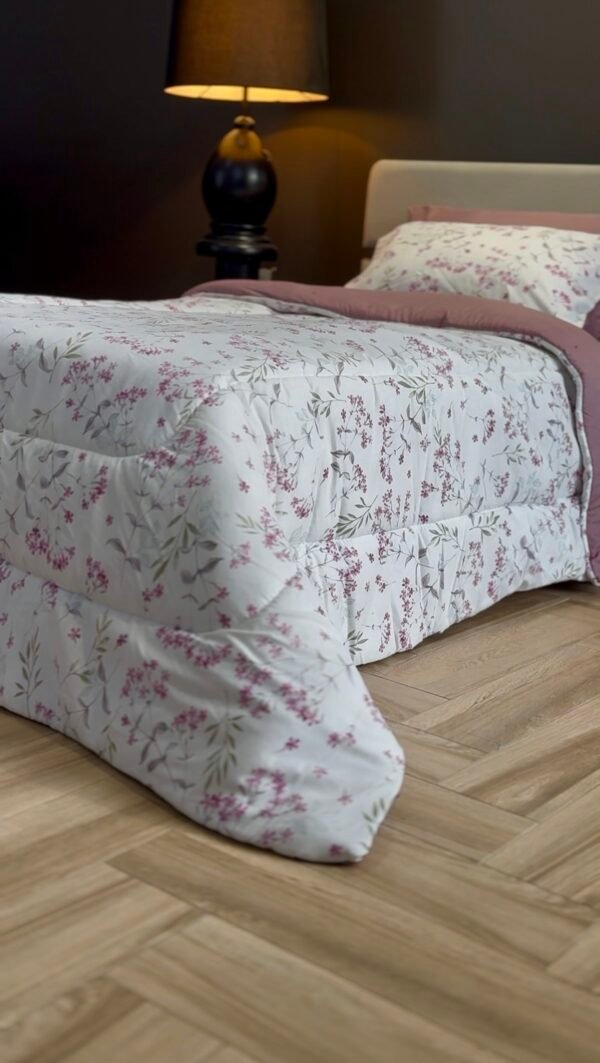 Couette Une Place et Demi – Motif Floral Mauve
