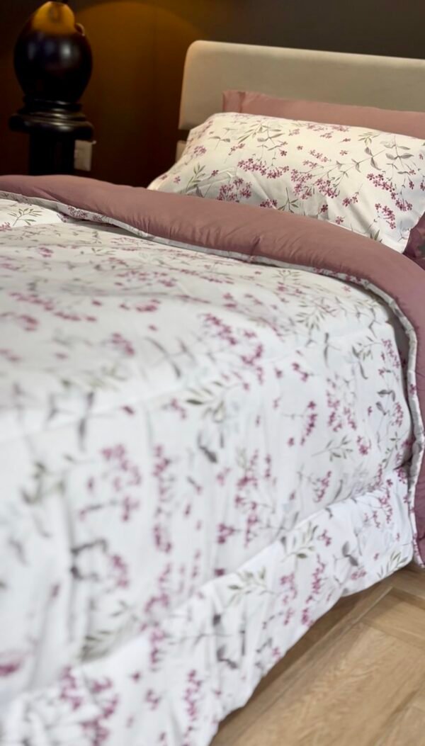 Couette Une Place et Demi – Motif Floral Mauve
