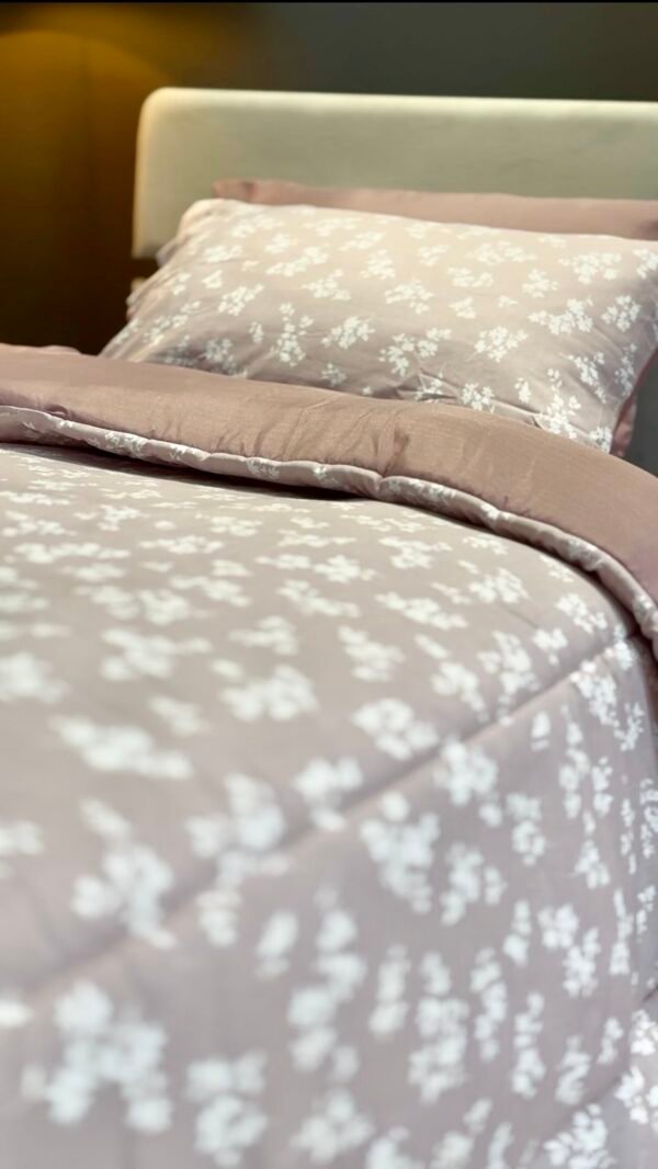 Screenshot Couette Une Place et Demi – Douceur Florale Mauve 🌸