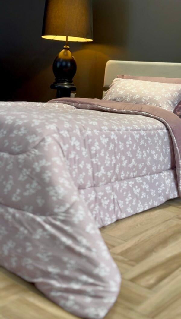 Screenshot Couette Une Place et Demi – Douceur Florale Mauve 🌸