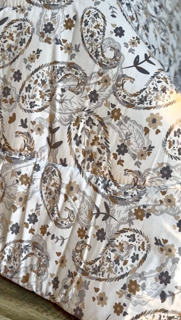 Screenshot Couette 2 Places Imprimé Cachemire Fleuri – Gris Perle