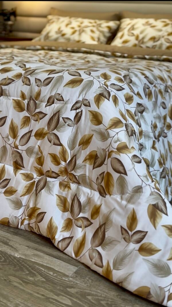 Screenshot Couette 2 Places Imprimé Feuilles Beige et Doré – Style Nature