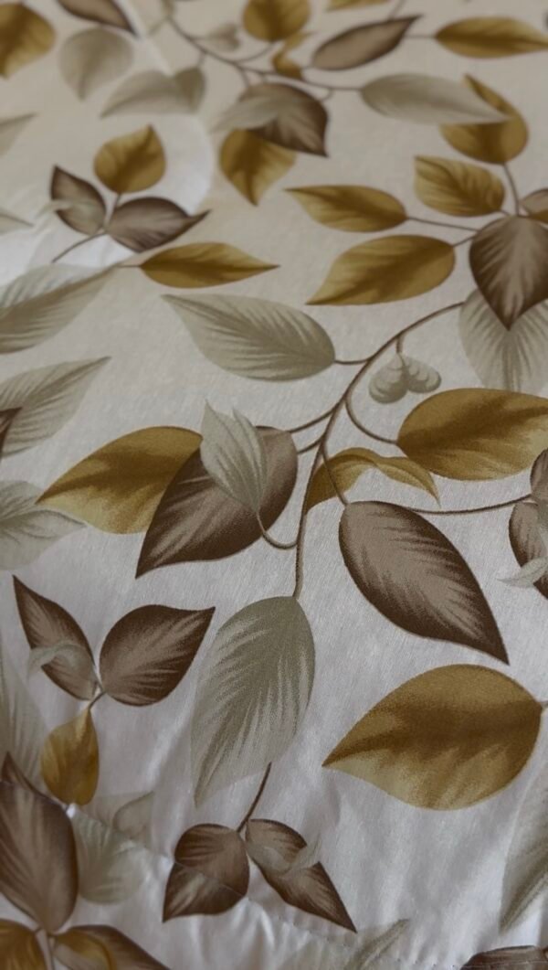 Screenshot Couette 2 Places Imprimé Feuilles Beige et Doré – Style Nature