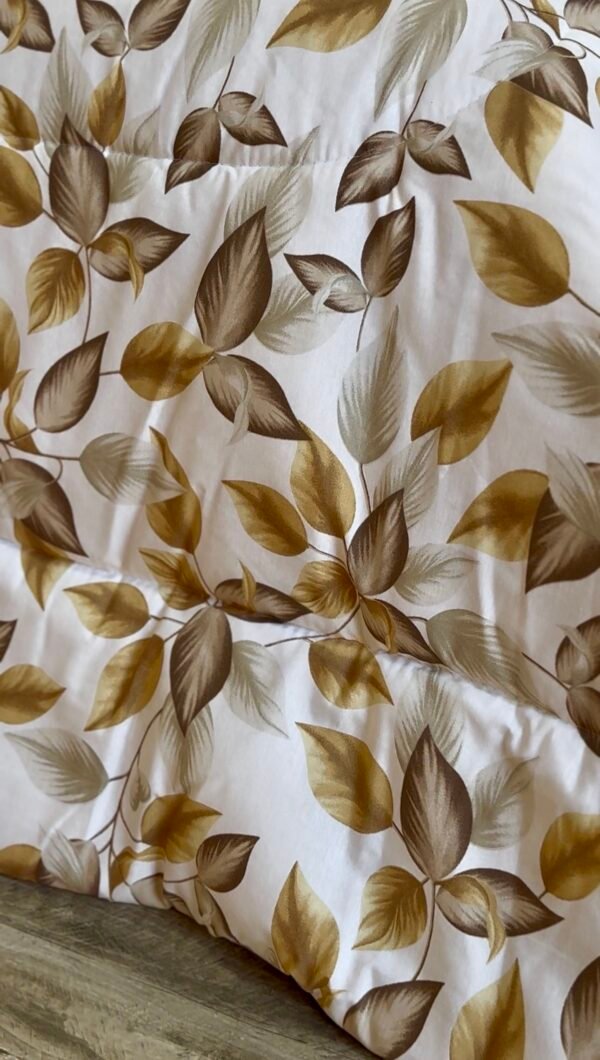 Screenshot Couette 2 Places Imprimé Feuilles Beige et Doré – Style Nature
