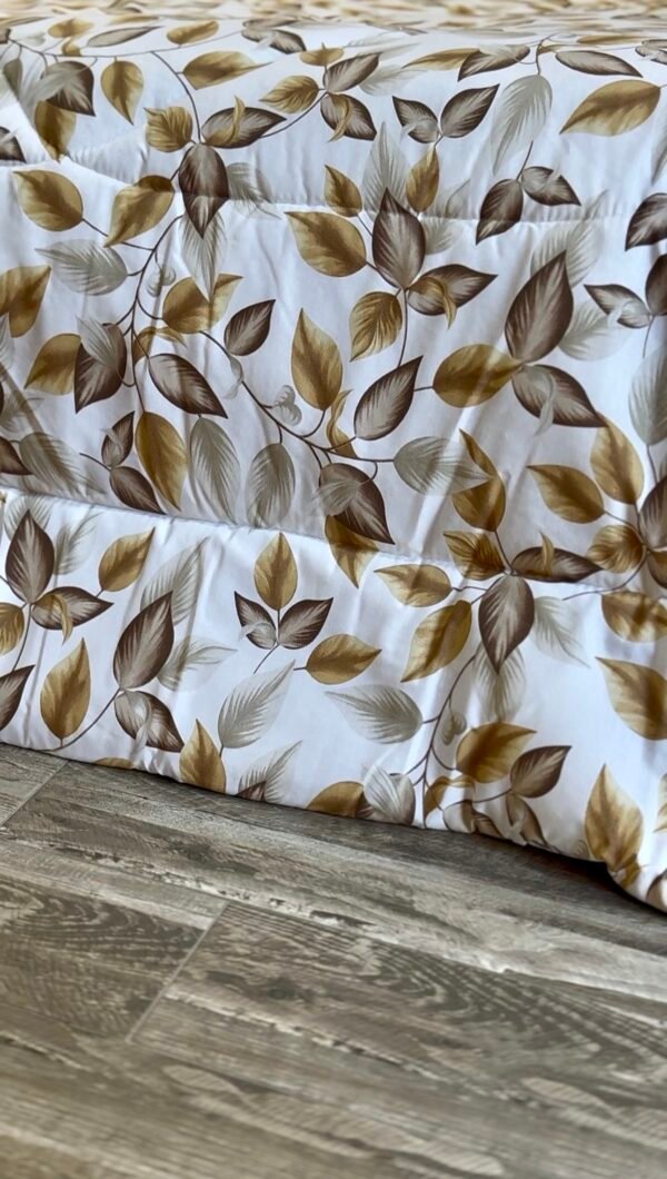 Screenshot Couette 2 Places Imprimé Feuilles Beige et Doré – Style Nature