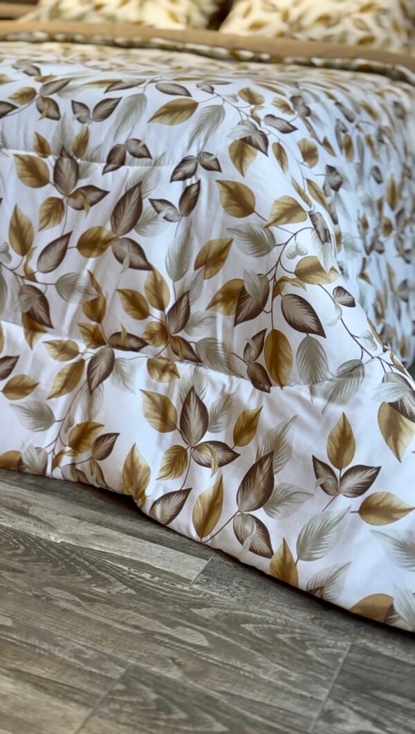 Screenshot Couette 2 Places Imprimé Feuilles Beige et Doré – Style Nature