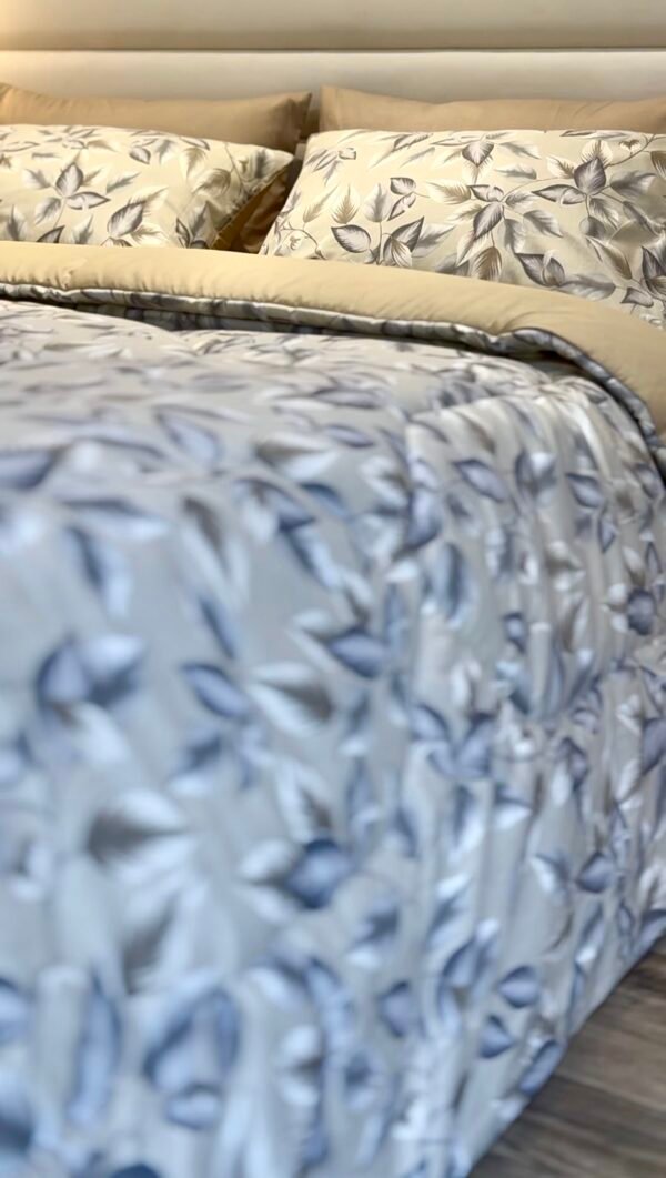 Screenshot Couette 2 Places Motif Feuilles Bleu Gris – Style Nature Chic