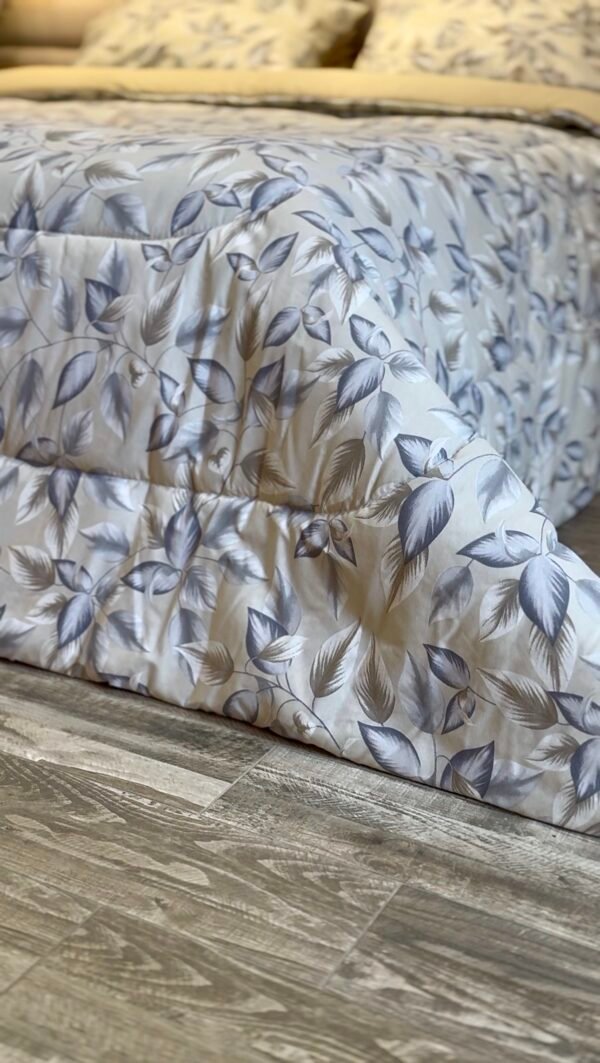 Screenshot Couette 2 Places Motif Feuilles Bleu Gris – Style Nature Chic