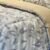 Screenshot Couette 2 Places Motif Feuilles Bleu Gris – Style Nature Chic