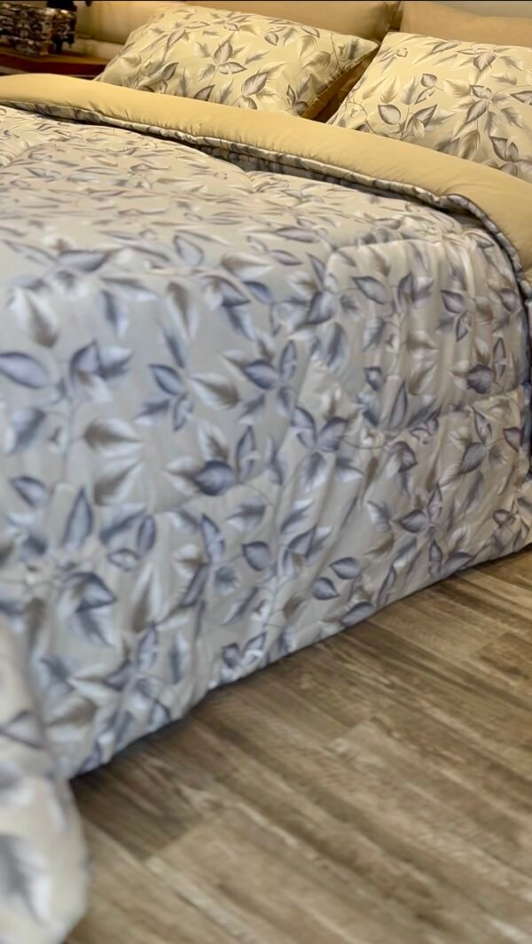 Screenshot Couette 2 Places Motif Feuilles Bleu Gris – Style Nature Chic