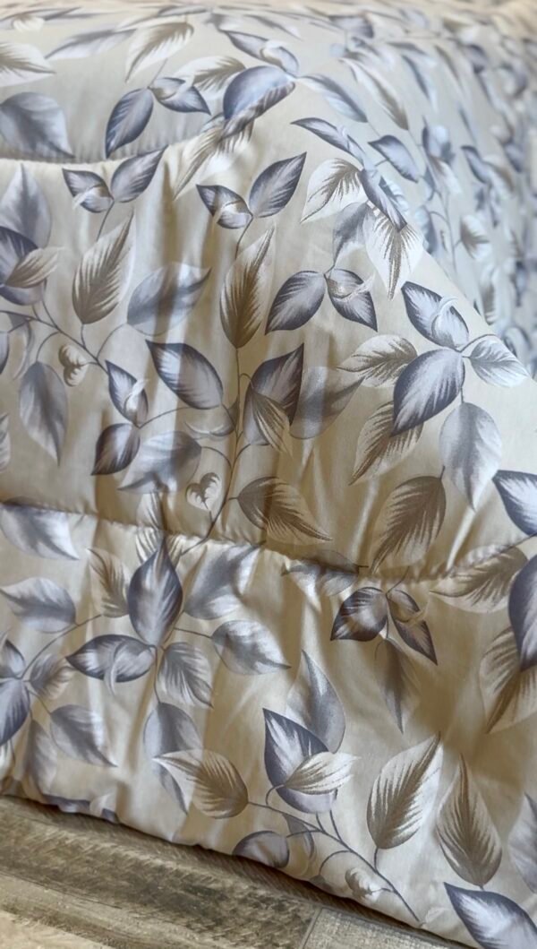 Screenshot Couette 2 Places Motif Feuilles Bleu Gris – Style Nature Chic