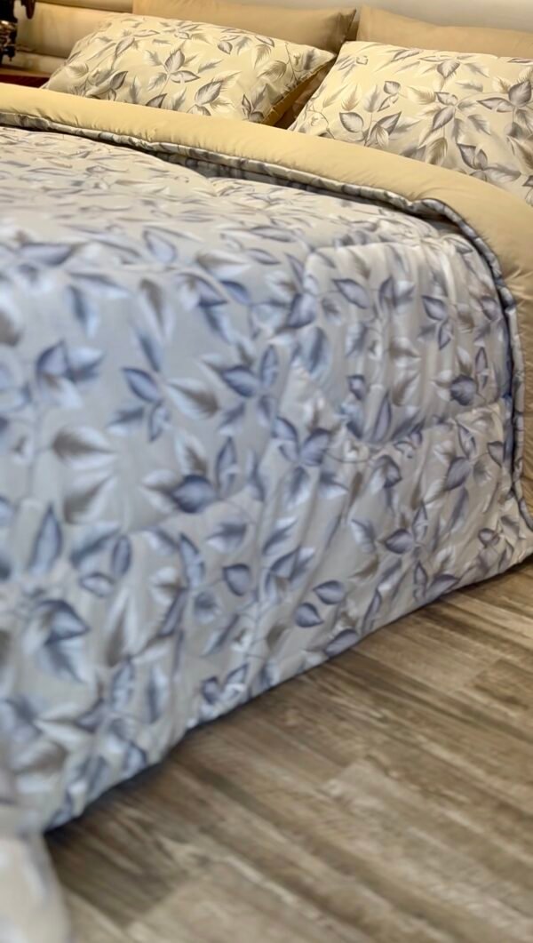 Screenshot Couette 2 Places Motif Feuilles Bleu Gris – Style Nature Chic