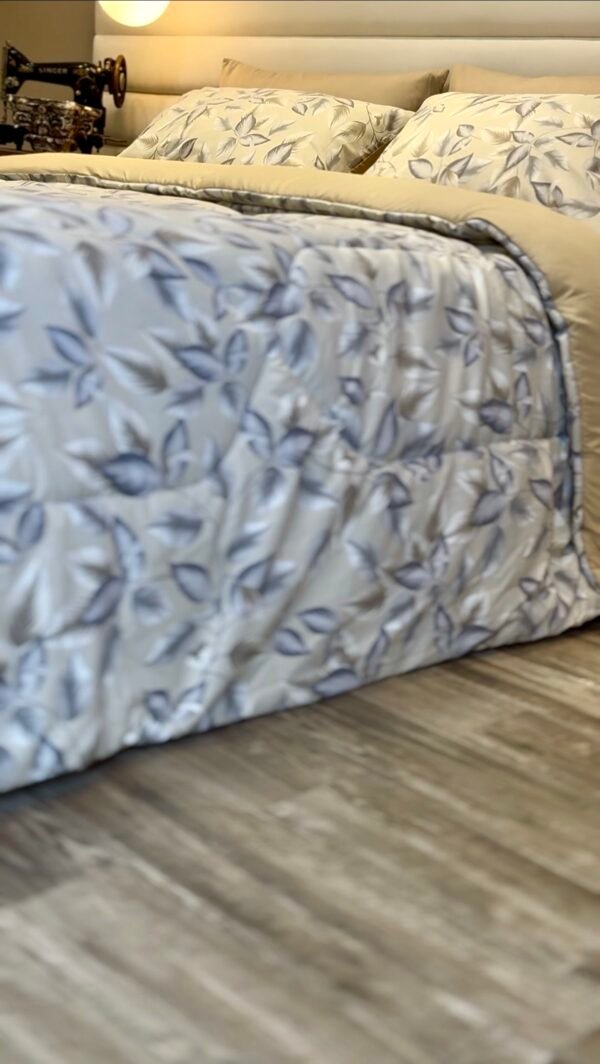 Screenshot Couette 2 Places Motif Feuilles Bleu Gris – Style Nature Chic