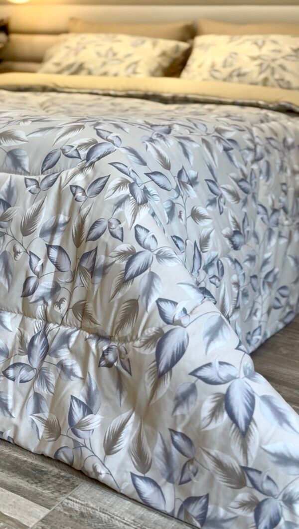 Screenshot Couette 2 Places Motif Feuilles Bleu Gris – Style Nature Chic